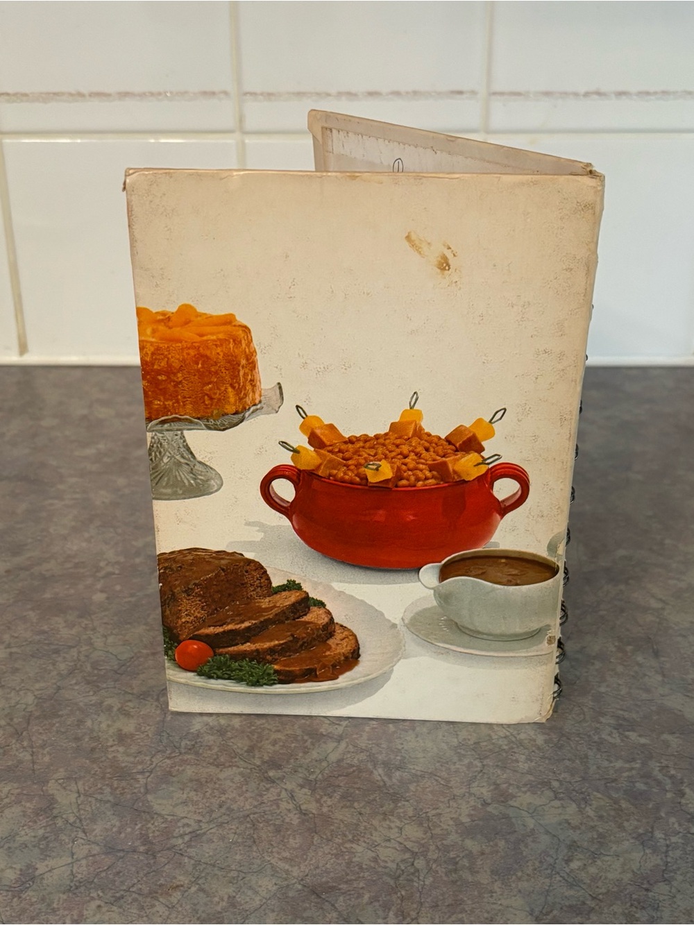 "Easy Ways to Delicious Meals" Campbell Soup Cookbook - Picture 2 of 16